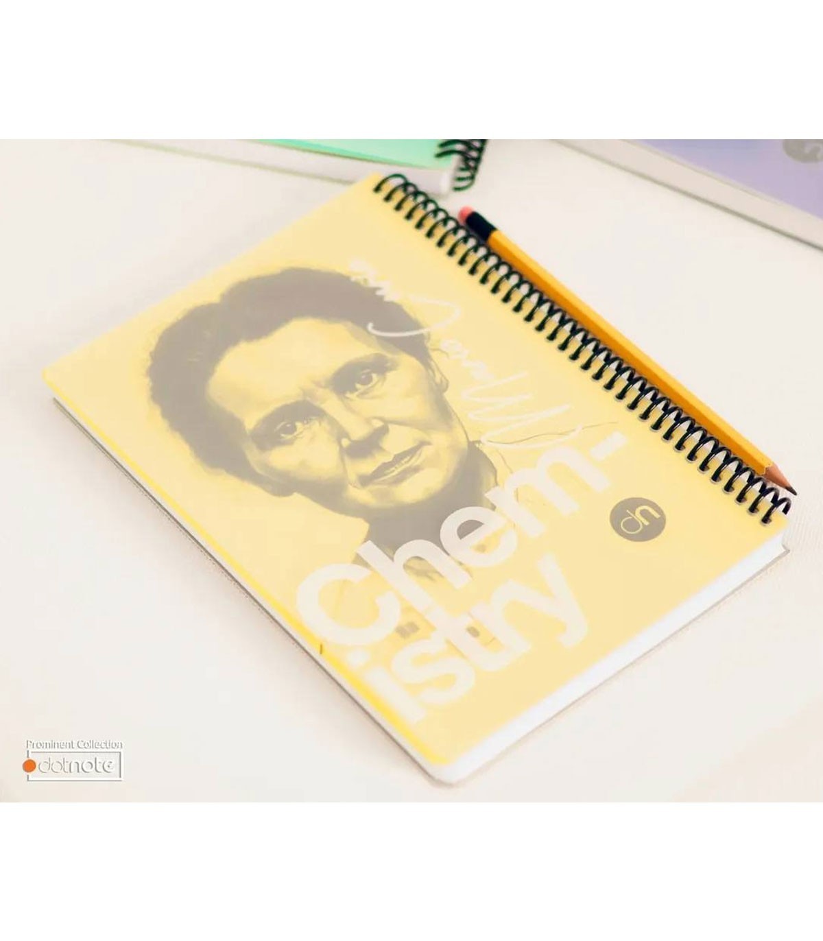 دفتر 100 برگ وزیری شیمی دات نوت سری چهره‌ها